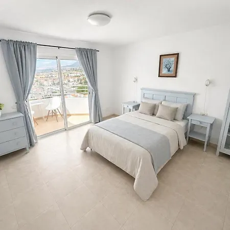 Penthouse 3 Bedrooms, Ocean View, Near Siam Park Διαμέρισμα
